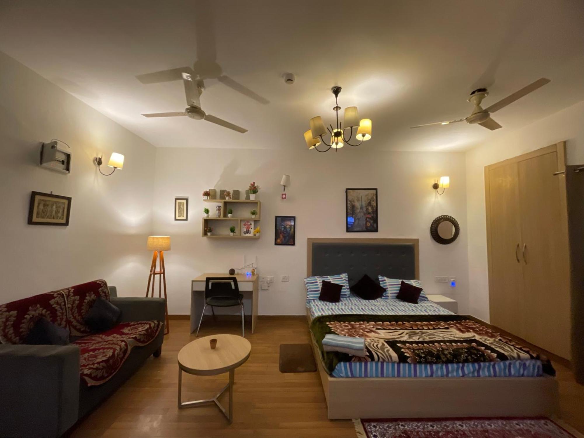 Dream Vibes Studio Apartment Нойда Экстерьер фото
